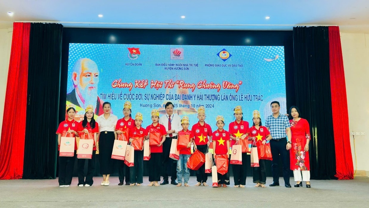 Ban điều hành NNTT huyện Hương Sơn – Hà Tĩnh tổ chức chung kết Hội thi “Tìm hiểu về cuộc đời, sự nghiệp của Đại Danh y Hải Thượng Lãn Ông Lê Hữu Trác ngày 25/10/2024. Ban điều hành NNTT huyện Hương Sơn – Hà Tĩnh tổ chức chung kết Hội thi “Tìm hiểu về cuộc đời, sự nghiệp của Đại Danh y Hải Thượng Lãn Ông Lê Hữu Trác ngày 25/10/2024.